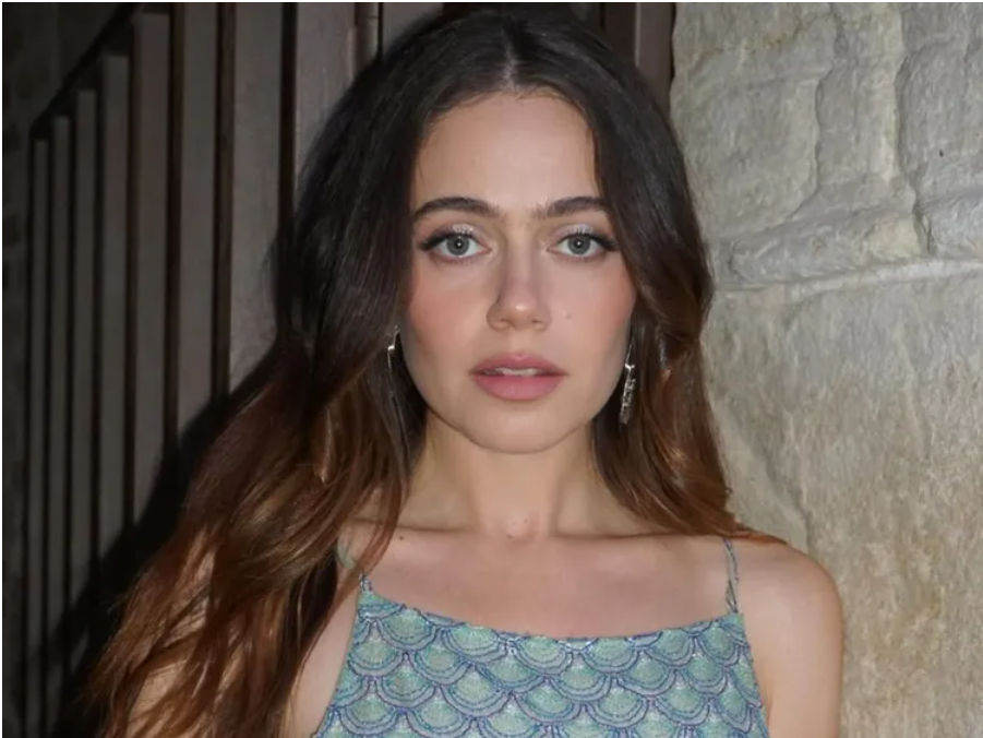 Molly Gordon’s Venice Movie Pageant Look Revealed: An Magnificence Blended with 90s Inspiration